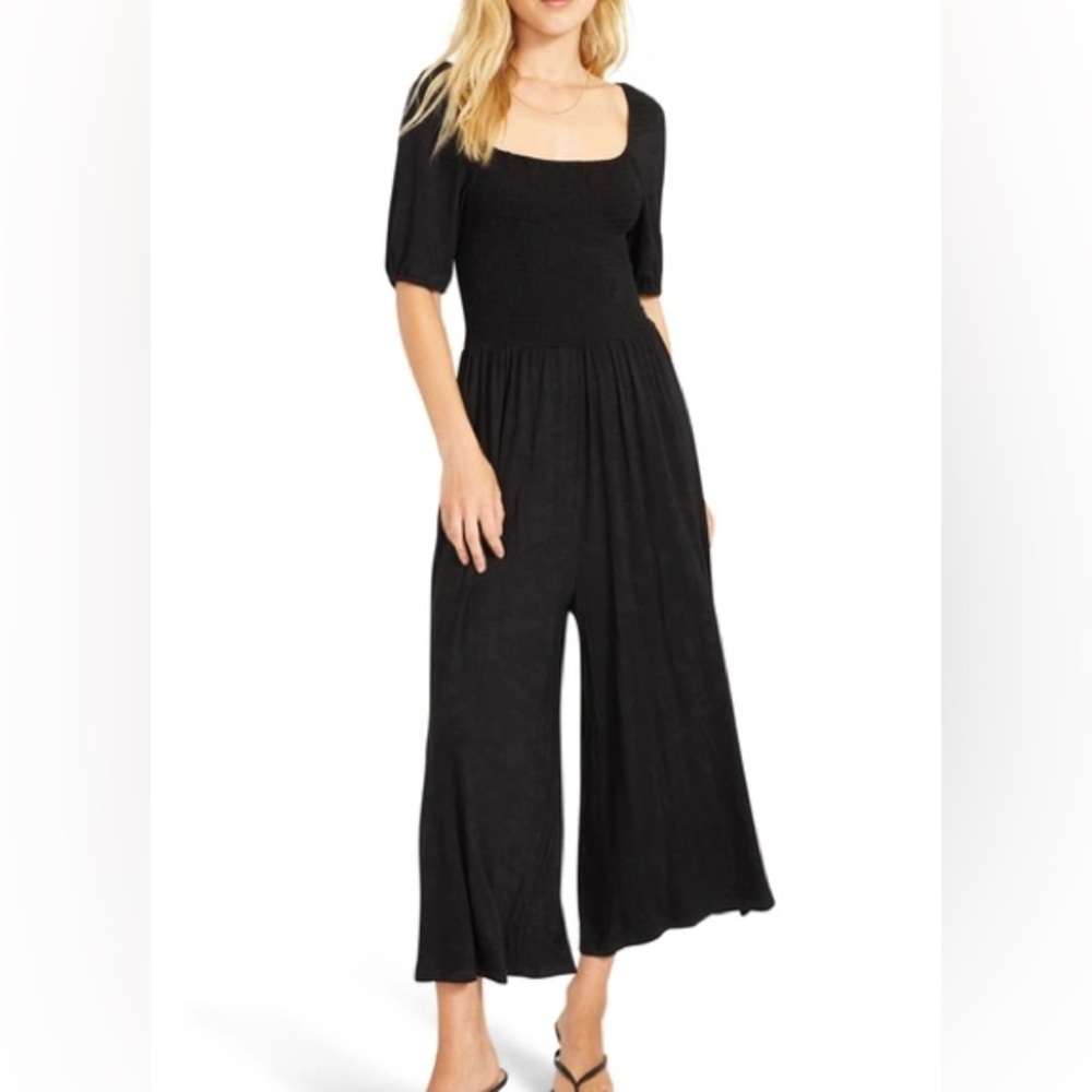 BB Dakota by Steve Madden smocked bodice jumpsuit. Size small.